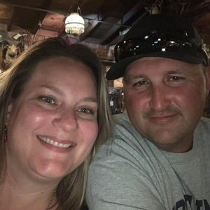 Meet your Posher, Bobbie